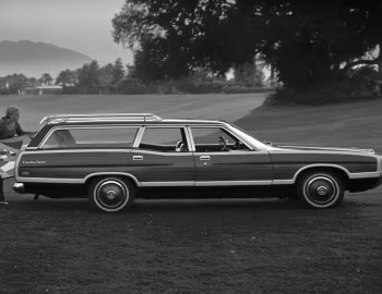 1972 Ford LTD Country Squire Station Wagon (71Н)