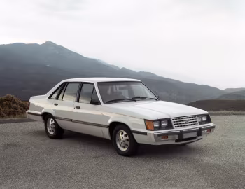 1985 Ford LTD LX Touring Sedan (39 54D)