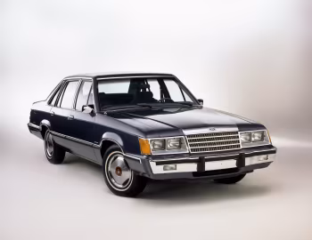 1983 Ford LTD Sedan (39 54D) '10.1982–83