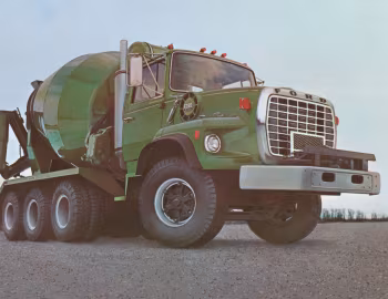 1973 Ford LTS-9000 Concrete Mixer Truck