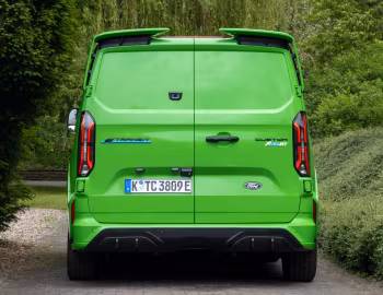 Ford E-Transit Custom MS-RT Van L1 [EU-spec] '2024–pr.