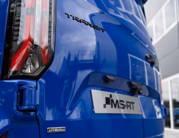 Ford Transit Custom Plug-in Hybrid MS-RT Double-Cab-in-Van L2 [UK-spec] '2024–pr.