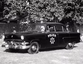 1954 Ford Mainline Fordor Police Sedan (73A)
