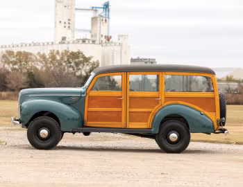 1940 Marmon-Herrington LD4-4 Station Wagon