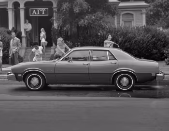 1976 Ford Maverick 4-door Sedan (92 54A) '1975–76