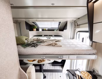 Interior 2025–pr. McLouis Mc4 Slim 339 '2024–pr.