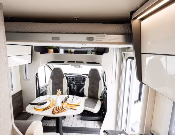 Interior 2025–pr. McLouis Mc4 Slim 339 '2024–pr.