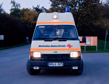 Ford Transit 2.5 D FT 150 L Miesen 4-Tragen KTW [Germany] (TAL) '1988–91