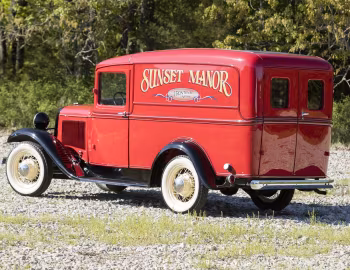 1933 Ford Model 46 Panel Delivery (820)