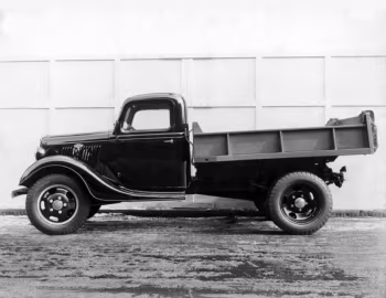 1935 Ford Model 51 Dump Truck