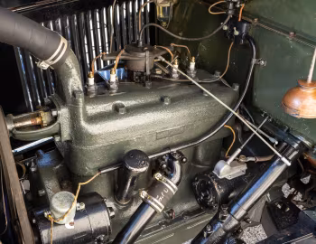 Пад капотам 1929 Ford Model A Mail Truck