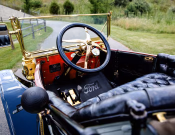 Panel frontal 1912 Ford Model T Torpedo Runabout