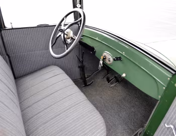 Interior 1925–26 Ford Model T Coupe