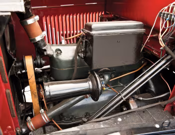 Bajo el capó 1926 Ford Model T Roadster