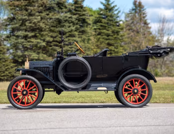 1916 Ford Model T Touring
