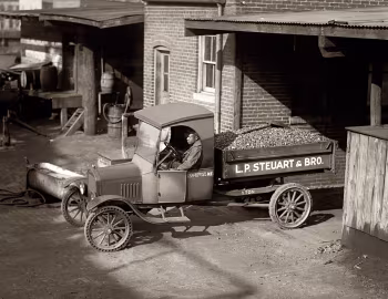 1924 Ford Model TT Dump Truck