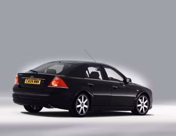 Ford Mondeo Hatchback [UK-spec] '2005–07