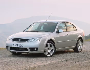 Ford Mondeo Zetec S 5-door [UK-spec] '2001–03