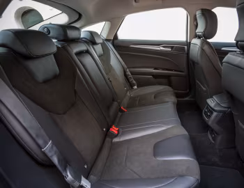 Інтэр'ер Ford Mondeo Hatchback [Worldwide] '2014–19