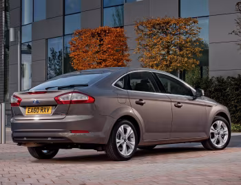 Ford Mondeo Hatchback [UK-spec] '2010–14