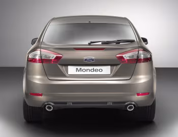 Ford Mondeo Hatchback '2010–14