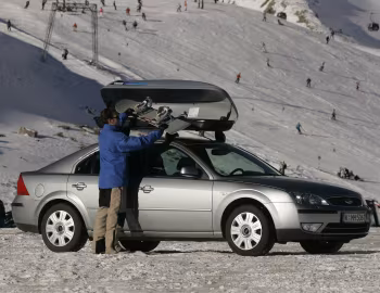 Ford Mondeo Hatchback [Worldwide] '2003–05