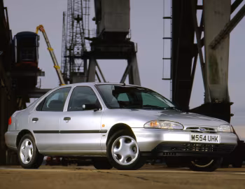 Ford Mondeo 2.5i 24V [UK-spec] '1994–96