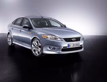 Ford Mondeo Hatchback '2007–10