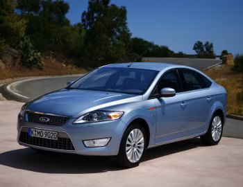 Ford Mondeo Titanium Hatchback '2007–10