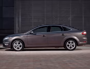 Ford Mondeo Hatchback [UK-spec] '2010–14