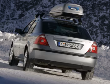 Ford Mondeo Hatchback [Worldwide] '2003–05