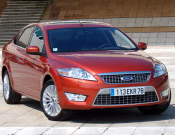 Ford Mondeo Titanium Hatchback '2007–10