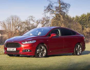 Ford Mondeo Hatchback ST-Line [UK-spec] '2016–19