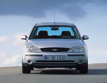 Ford Mondeo Sedan [Worldwide] '2000–03