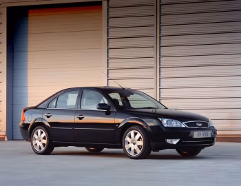 Ford Mondeo Saloon [UK-spec] '2003–05