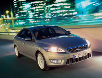 Ford Mondeo Sedan '2007–10
