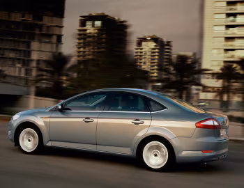 Ford Mondeo Sedan [UK-spec] '2007–10