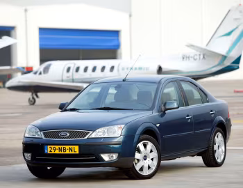 Ford Mondeo Sedan [Worldwide] '2003–05