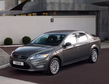 Ford Mondeo Sedan '2010–14