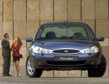 Ford Mondeo Sedan [Worldwide] '1996–2000