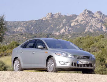 Ford Mondeo Sedan '2007–10