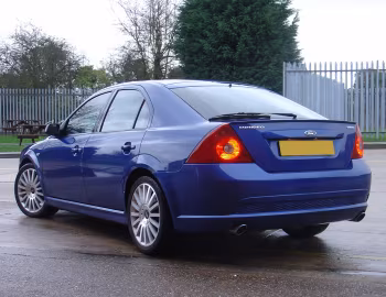 Ford Mondeo ST220 5-door [EU-spec] '2002–03