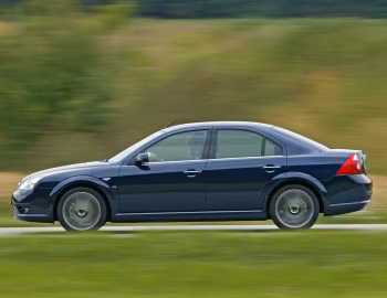 Ford Mondeo Titanium V6 Sedan [Worldwide] '2003–05
