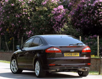 Ford Mondeo Titanium X 5-door [UK-spec] '2008–10