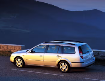 Ford Mondeo Turnier [Worldwide] '2000–03
