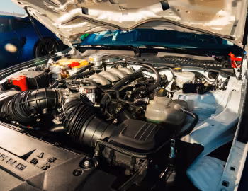 Bajo el capó Ford Mustang Dark Horse R '2024–pr.