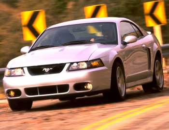2003–04 Ford Mustang SVT Cobra Coupe '2002–04