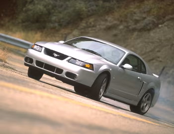 2003–04 Ford Mustang SVT Cobra Coupe '2002–04