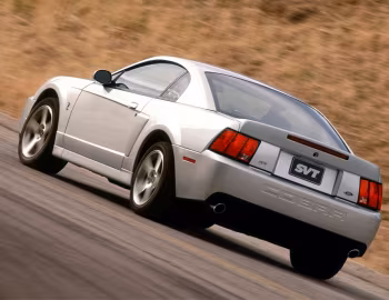 2003–04 Ford Mustang SVT Cobra Coupe '2002–04