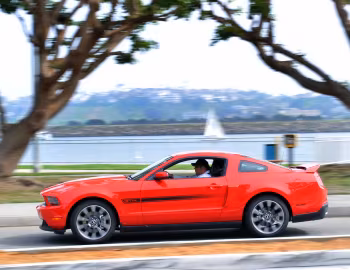 2011–12 Ford Mustang 5.0 GT California Special Package '2010–12